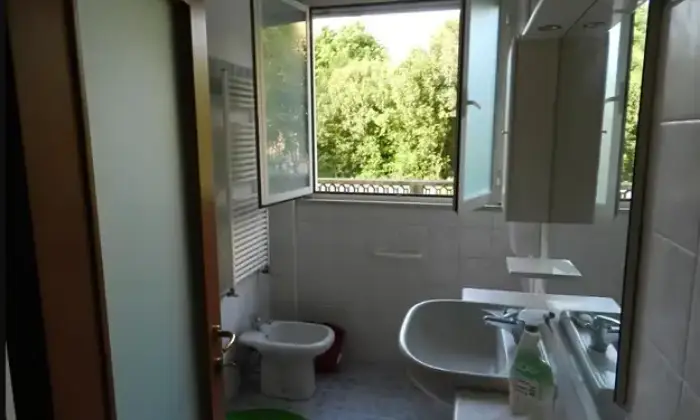 Rexer-Fano-Vendesi-appartamento-a-FANO-Bagno