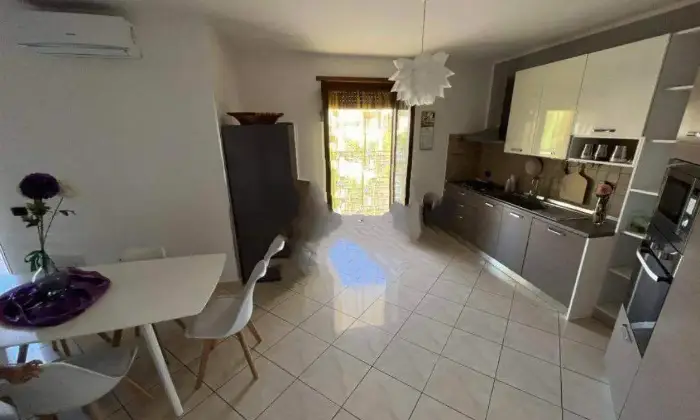 Rexer-Mondragone-Bellissimo-e-nuovissimo-appartamento-Cucina