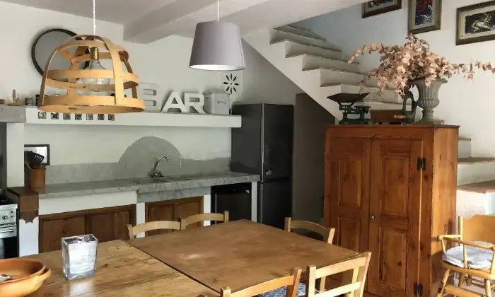 Rexer-Montaione-Rustico-in-vendita-in-via-Ribaldi-a-Montaione-Cucina