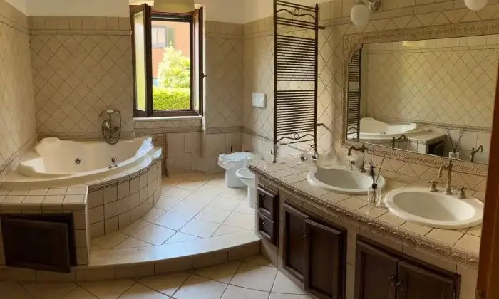 Rexer-Colleferro-Villetta-a-schiera-in-Via-degli-Oleandri-Colleferro-Bagno