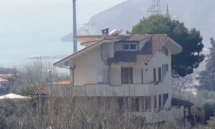 Rexer-Minturno-Villa-panoramica-in-vendita-sulle-colline-sopra-Scauri-Terrazzo