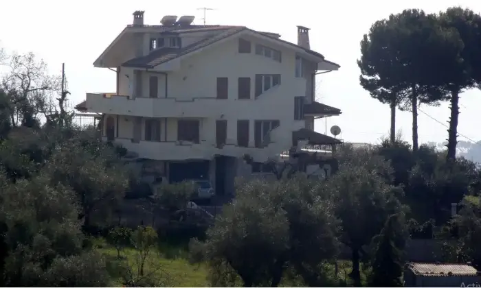 Rexer-Minturno-Villa-panoramica-in-vendita-sulle-colline-sopra-Scauri-Terrazzo