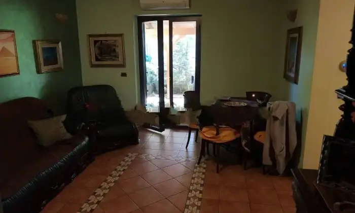 Rexer-Marano-Marchesato-Vendesi-Villa-a-schiera-via-Giuseppe-Mazzini-Marano-Marchesato-Altro