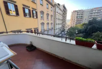 Rexer-Napoli-AFFITTASI-PIAZZA-SAN-PASQUALE-Terrazzo