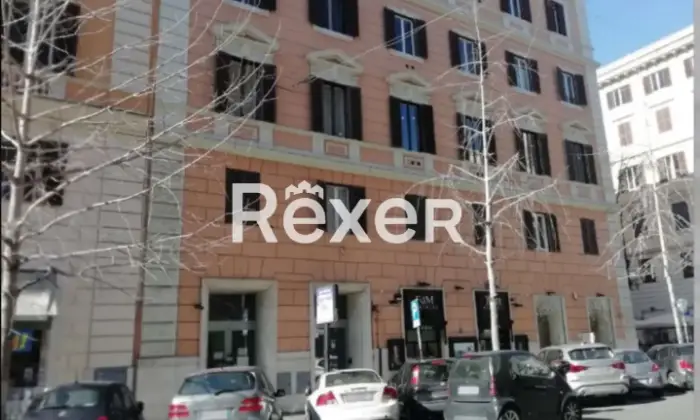 Rexer-ROMA-ExFiliale-Bancaria-Locale-commerciale-Sub-Terrazzo