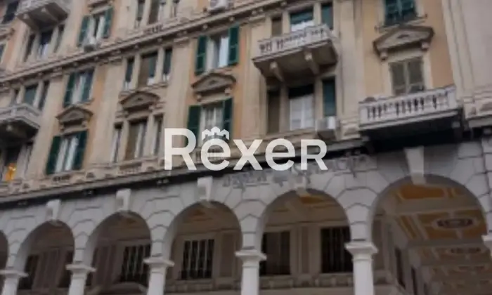 Rexer-GENOVA-Ex-filiale-bancaria-disposta-su-tre-livelli-in-palazzo-depoca-Altro