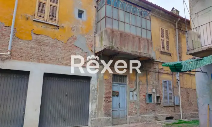 Rexer-TORTONA-Caseggiato-residenziale-con-negozi-a-pochi-passi-dal-centro-di-Tortona-Altro