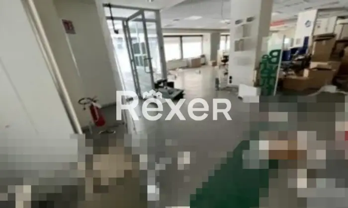 Rexer-PARMA-Parma-PR-Ex-filiale-bancaria-al-piano-terra-e-interrato-Altro