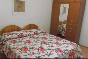 Rexer-Ragusa-Vendesi-appartamento-in-Via-Tenente-di-Stefano-a-RAGUSA-RG-CameraDaLetto