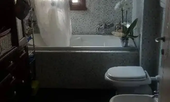 Rexer-Ravenna-Quadrilocale-in-vendita-in-via-Benaco-a-Ravenna-Bagno