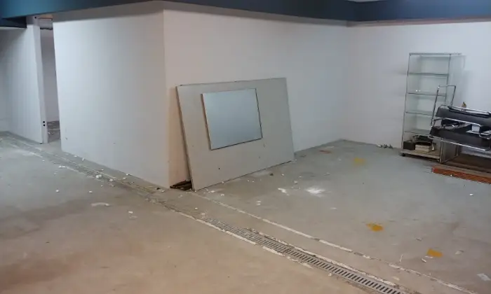 Rexer-Pordenone-Negozioufficio-Pordenone-centro-vendesi-viale-Martelli-Altro