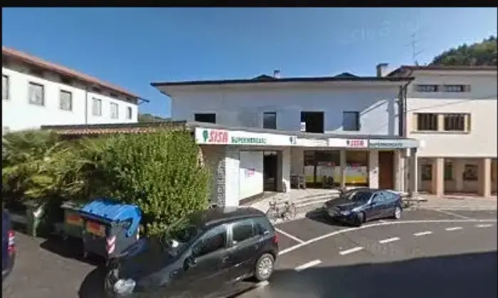 Rexer-Travesio-Vendesi-Appartamenti-al-grezzo-a-TRAVESIO-PN-Garage
