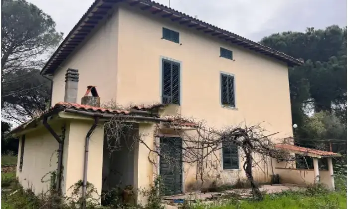 Rexer-Gavorrano-Villa-in-vendita-in-strada-provinciale-a-Gavorrano-GR-Giardino
