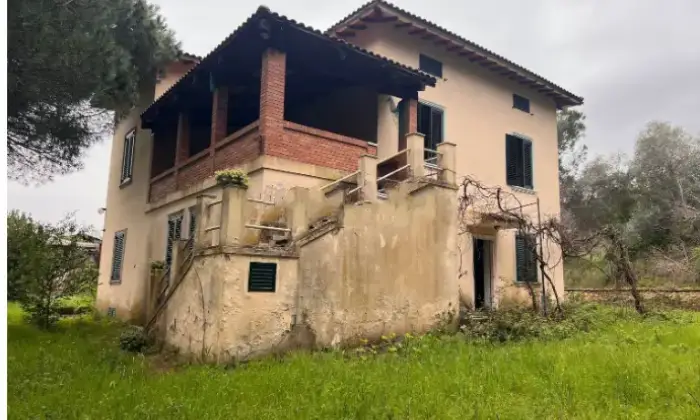 Rexer-Gavorrano-Villa-in-vendita-in-strada-provinciale-a-Gavorrano-GR-Giardino