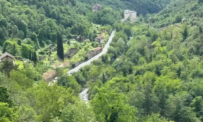 Rexer-Castel-Vittorio-Casa-colonica-in-vendita-in-Sp-a-Castel-Vittorio-Terrazzo