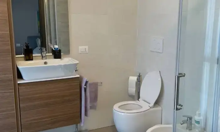 Rexer-Alessandria-Quadrilocale-in-vendita-in-via-Girolamo-Ghilini-ad-Alessandria-Bagno