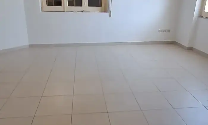 Rexer-Termoli-Affittasi-locale-uso-studioufficioagenzia-Altro