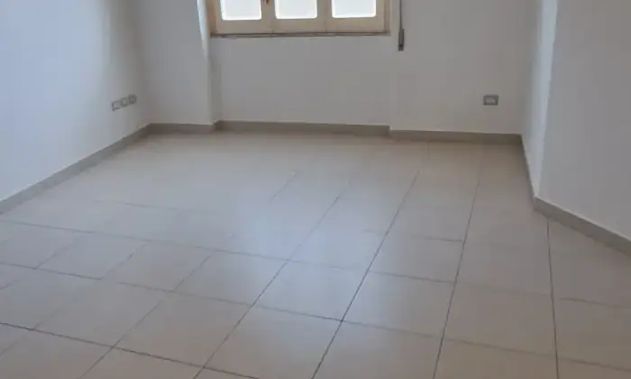 Rexer-Termoli-Affittasi-locale-uso-studioufficioagenzia-Altro