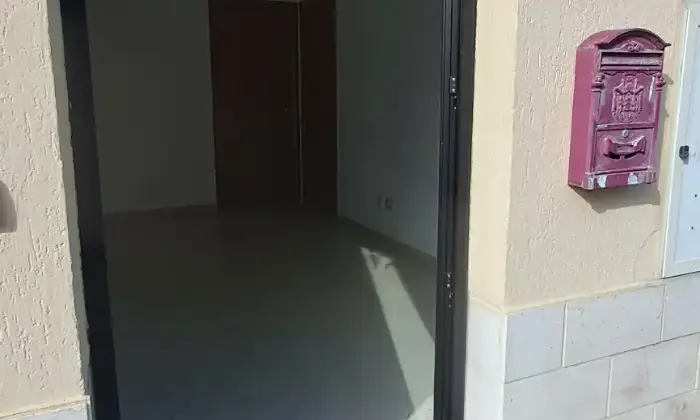 Rexer-Termoli-Affittasi-locale-uso-studioufficioagenzia-Altro