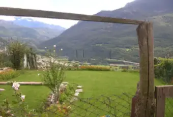 Rexer-Chatillon-Casa-di-paese-in-vendita-in-frazione-la-Tour-Terrazzo