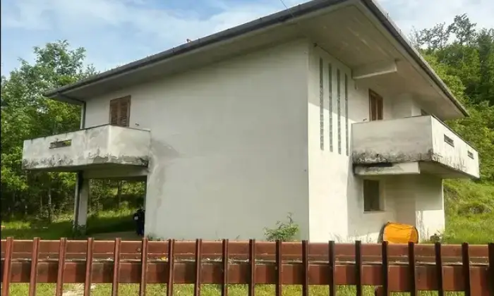 Rexer-Brienza-Casa-indipendente-di-campagna-Giardino