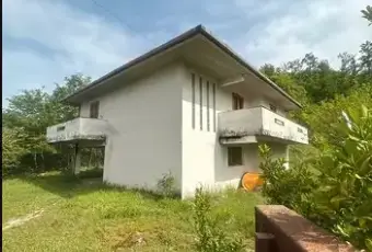 Rexer-Brienza-Casa-indipendente-di-campagna-Giardino