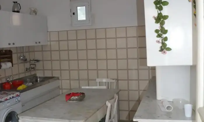 Rexer-Beverino-Vendesi-casa-semiindipendente-a-Cavanella-Vara-Salone