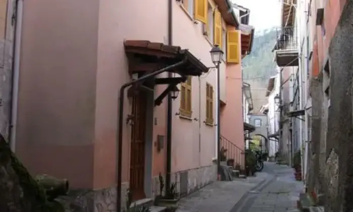 Rexer-Beverino-Vendesi-casa-semiindipendente-a-Cavanella-Vara-Terrazzo