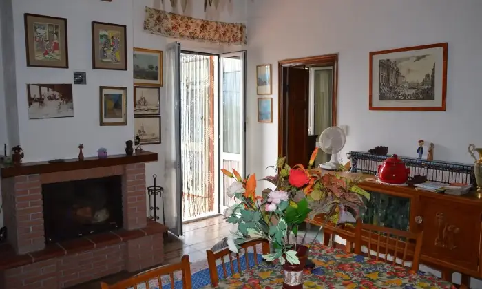 Rexer-Beverino-Vendesi-casa-semiindipendente-a-Cavanella-Vara-Altro