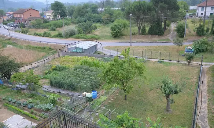 Rexer-Beverino-Vendesi-casa-semiindipendente-a-Cavanella-Vara-Giardino