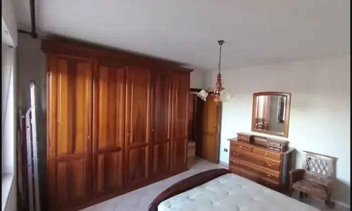Rexer-Ploaghe-Vendesi-appartamento-in-Via-Iosto-a-PLOAGHE-CameraDaLetto
