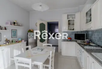 Rexer-NICHELINO-Nichelino-Ampio-appartamento-ristrutturato-Cucina