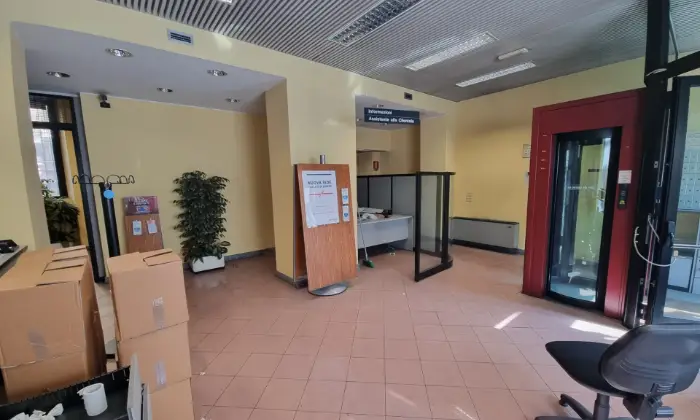 Rexer-MILANO-Ex-filiale-Bancaria-in-vendita-a-Milano-Altro