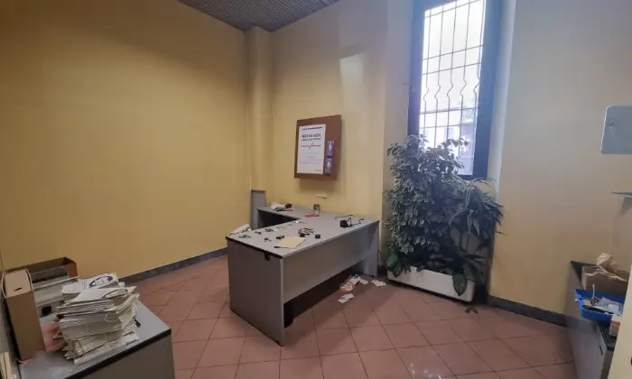 Rexer-MILANO-Ex-filiale-Bancaria-in-vendita-a-Milano-Altro