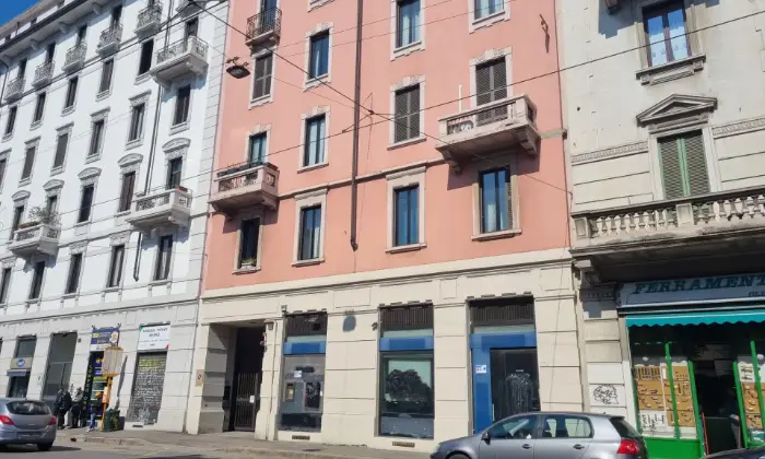 Rexer-MILANO-Ex-filiale-Bancaria-in-vendita-a-Milano-Altro