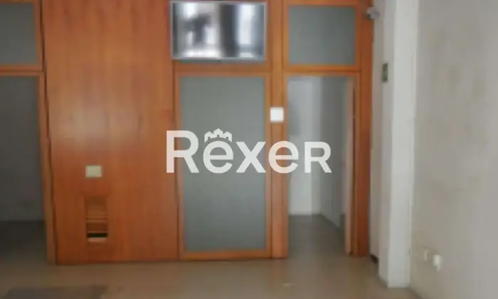 Rexer-MONZA-Ex-Filiale-Bancaria-in-vendita-a-Monza-Altro