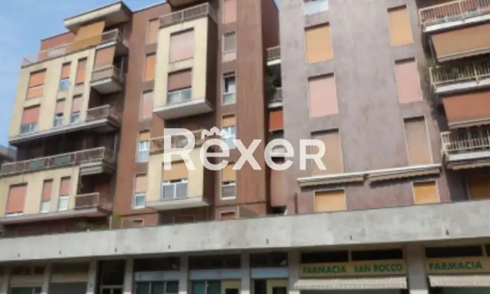 Rexer-MONZA-Ex-Filiale-Bancaria-in-vendita-a-Monza-Garage