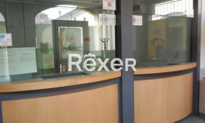 Rexer-VIMERCATE-Vimercate-MB-Ex-filiale-bancaria-disposta-ai-piani-terra-e-interrato-Altro