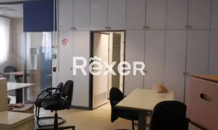 Rexer-PAVIA-Pavia-PV-Ex-filiale-bancaria-ai-piani-terra-e-interrato-mq-Altro