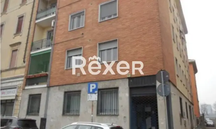 Rexer-PAVIA-Pavia-PV-Ex-filiale-bancaria-ai-piani-terra-e-interrato-mq-Terrazzo