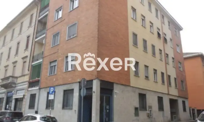 Rexer-PAVIA-Pavia-PV-Ex-filiale-bancaria-ai-piani-terra-e-interrato-mq-Terrazzo