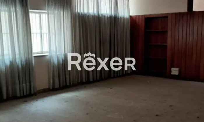 Rexer-PAVIA-Pavia-PV-Ex-filiale-bancaria-ai-piani-terra-e-interrato-mq-Altro