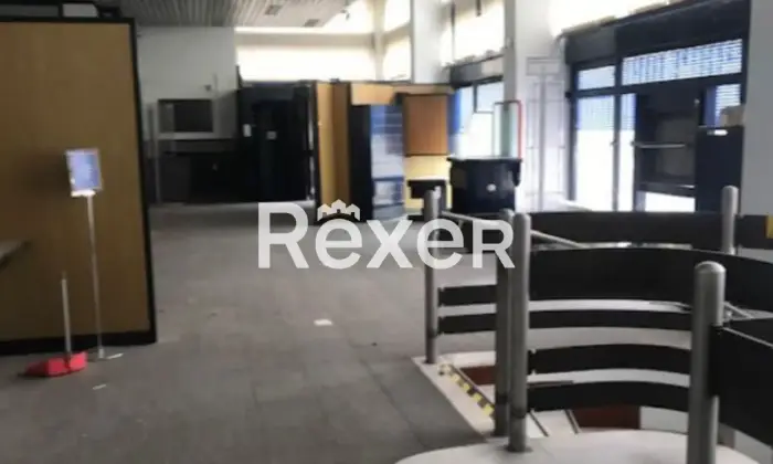 Rexer-PAVIA-Pavia-PV-Ex-filiale-bancaria-ai-piani-terra-e-interrati-Altro