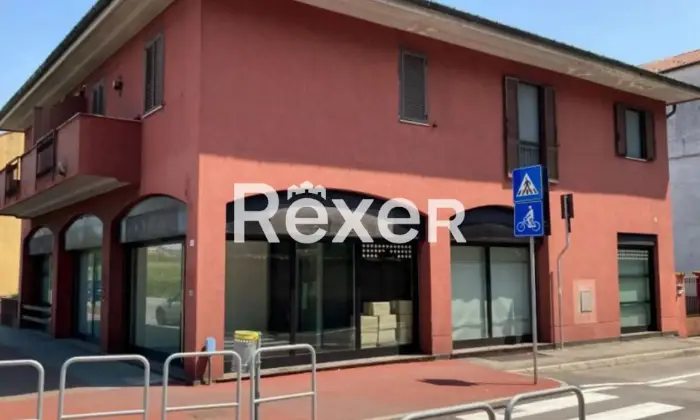 Rexer-CORNAREDO-Ex-filiale-bancaria-ai-piani-terra-primo-ed-interrato-con-box-Altro