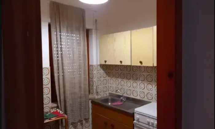 Rexer-Diamante-Vendesi-appartamento-a-Cirella-di-Diamante-Cucina