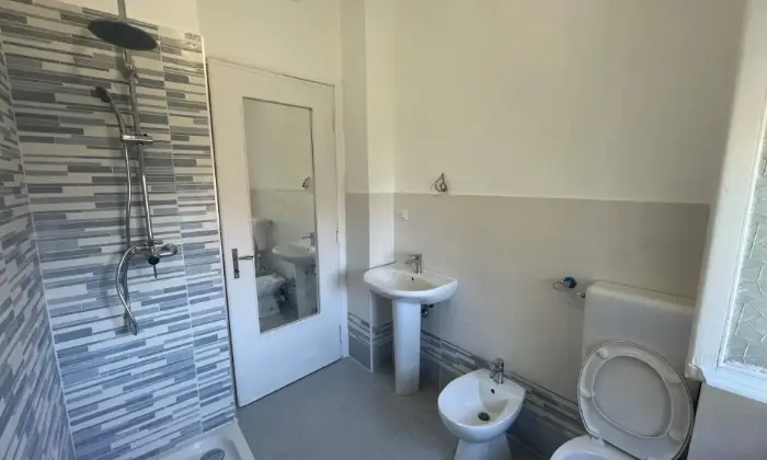 Rexer-Murisengo-Trilocale-in-vendita-in-via-Novembre-a-Murisengo-BAGNO