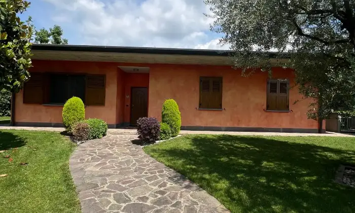 Rexer-Covo-Vendesi-villa-in-Via-del-Barco-a-COVO-ALTRO