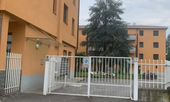 Rexer-Lacchiarella-DOPPIO-BOX-MAGAZZINO-Terrazzo