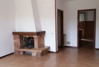 Rexer-Pomarance-Vendesi-appartamento-in-Via-Del-Gallerone-a-POMARANCE-ALTRO