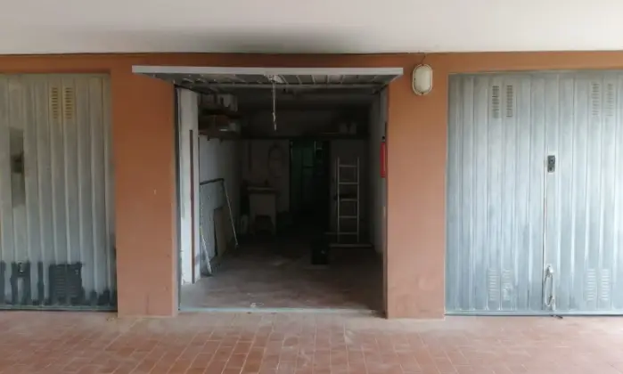 Rexer-Pomarance-Vendesi-appartamento-in-Via-Del-Gallerone-a-POMARANCE-GARAGE